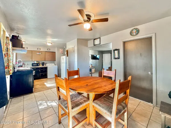 3800 SIERRA VISTA DR, Farmington, NM 87402