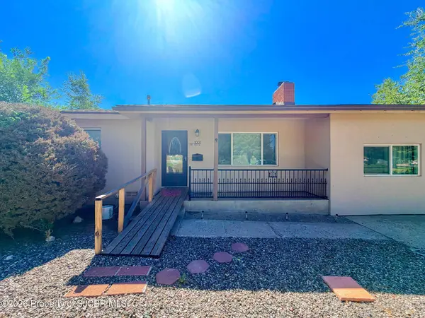 1001 ZUNI DR