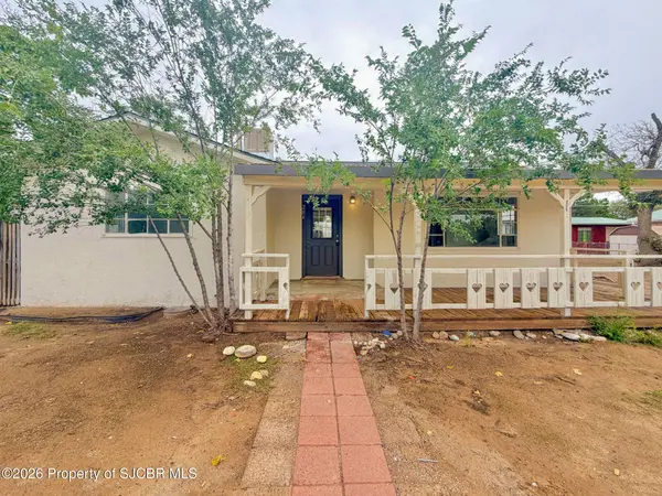 204 HERMOSA DR