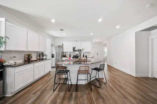 8918 Century Plant LN, Rosharon, TX 77583