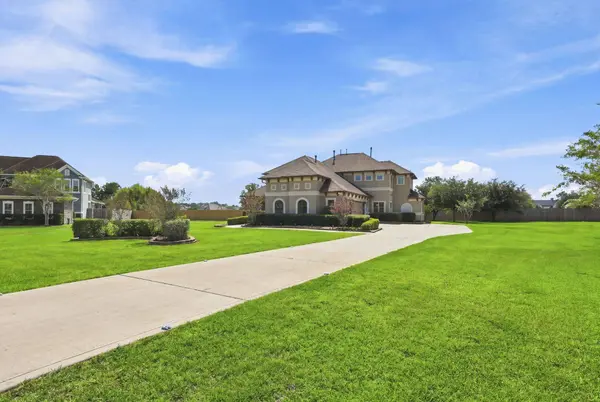 18807 Serene Water CT, Montgomery, TX 77356