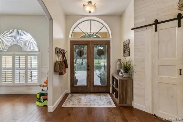 8051 N Neige PT, Crystal River, FL 34428