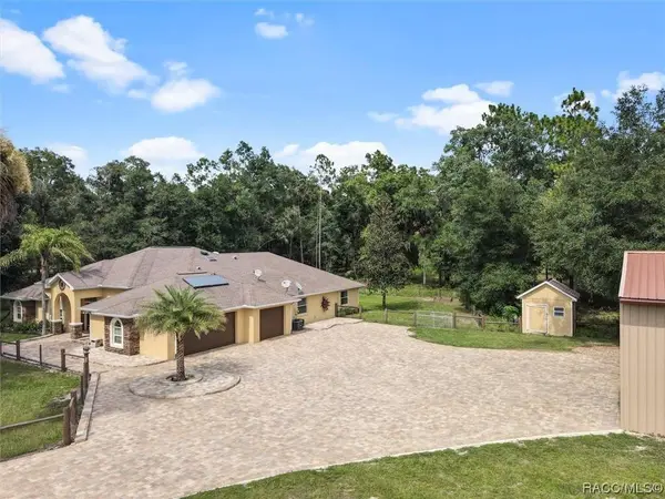 8051 N Neige PT, Crystal River, FL 34428