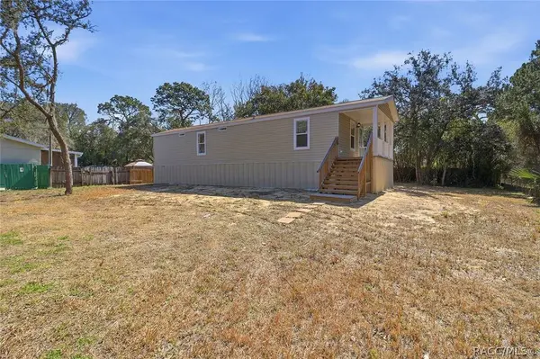 8250 W Fairoak CT, Crystal River, FL 34428