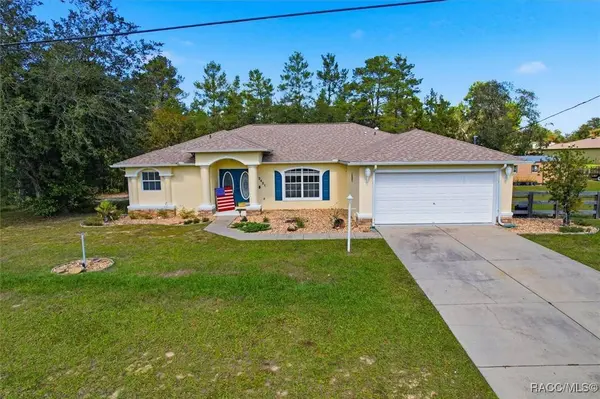 2421 & 2409 W Paragon LN, Citrus Springs, FL 34434