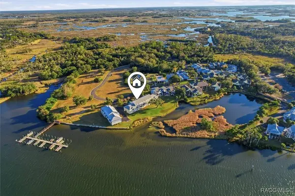 2877 N Rivers Edge BLVD, Crystal River, FL 34429