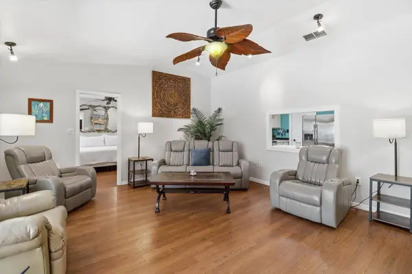 9740 W CRANBERRY ST, Crystal River, FL 34428