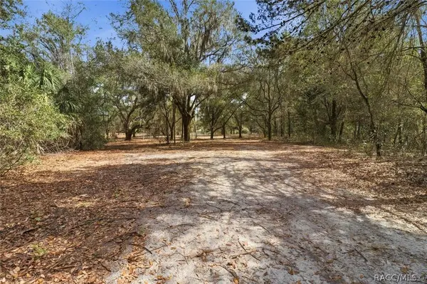 5797 N McKree TER, Crystal River, FL 34428