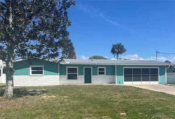 1731 NW 20th AVE, Crystal River, FL 34428