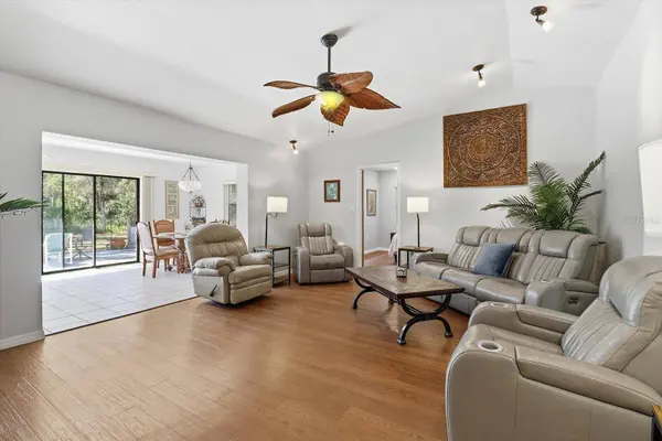 9740 W CRANBERRY ST, Crystal River, FL 34428