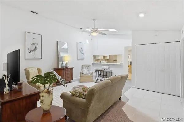 8326 W Earl LOOP, Homosassa, FL 34446