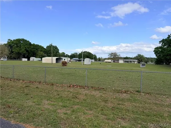 9095 N Crisney PT, Crystal River, FL 34428