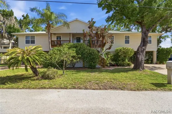 619 SE 1st CT, Crystal River, FL 34429