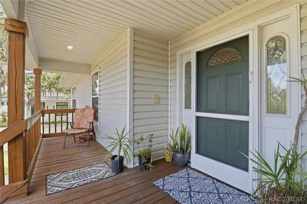 619 SE 1st CT, Crystal River, FL 34429