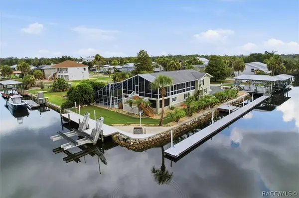 2010 NW 18th ST, Crystal River, FL 34428