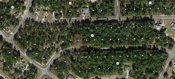 945 W Bannister DR, Dunnellon, FL 34434