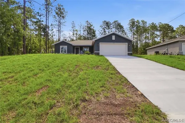 7745 N Janeaux DR, Citrus Springs, FL 34434