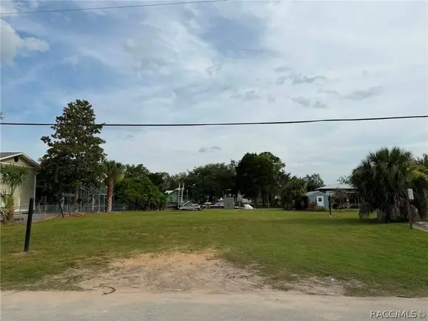 2008 NW 18th ST, Crystal River, FL 34428