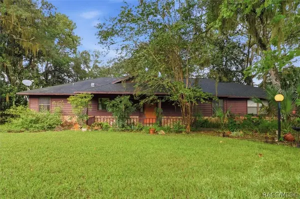 1215 S Fir TER, Inverness, FL 34450