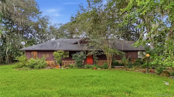1215 S Fir TER, Inverness, FL 34450