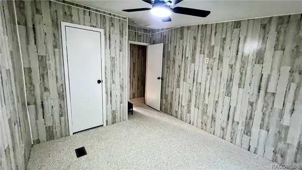 3760 W Ivy ST, Dunnellon, FL 34433