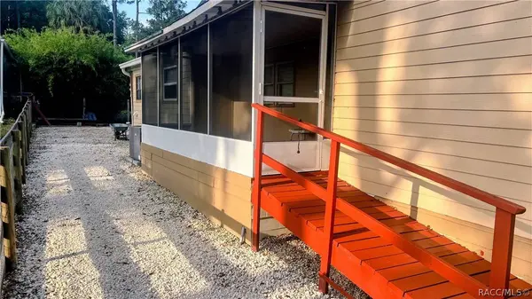 3760 W Ivy ST, Dunnellon, FL 34433