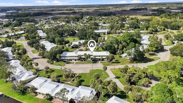 11549 W Bayshore DR, Crystal River, FL 34429