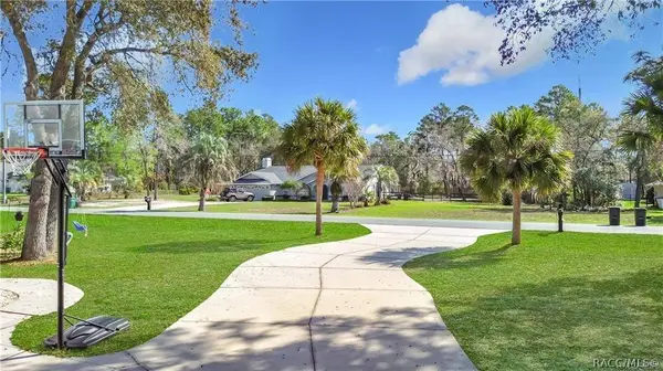 5548 N Sierra TER, Beverly Hills, FL 34465