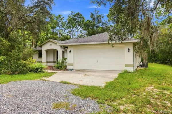 7410 W Newcastle CT, Dunnellon, FL 34433
