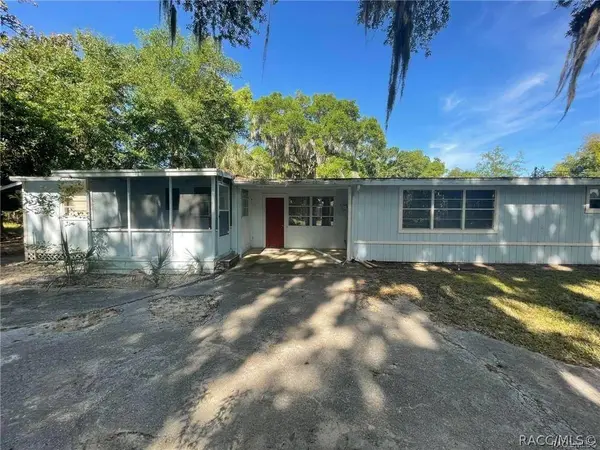 120 NW Magnolia CIR, Crystal River, FL 34428