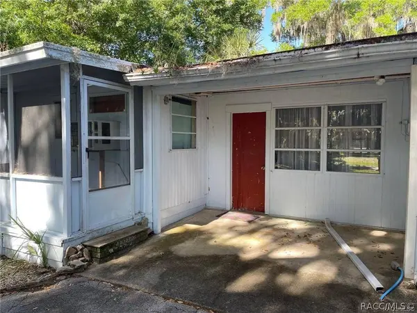 120 NW Magnolia CIR, Crystal River, FL 34428