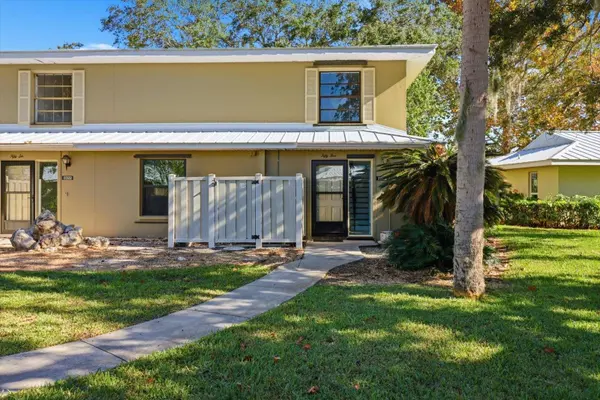 11328 W BAYSHORE DR, Crystal River, FL 34429
