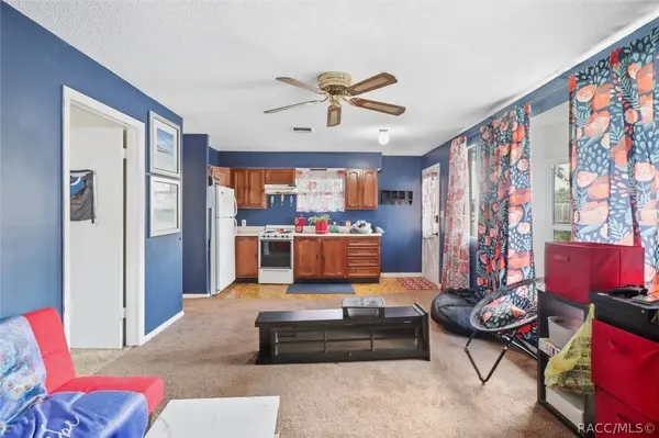 360 S Inglis AVE, Inglis, FL 34449