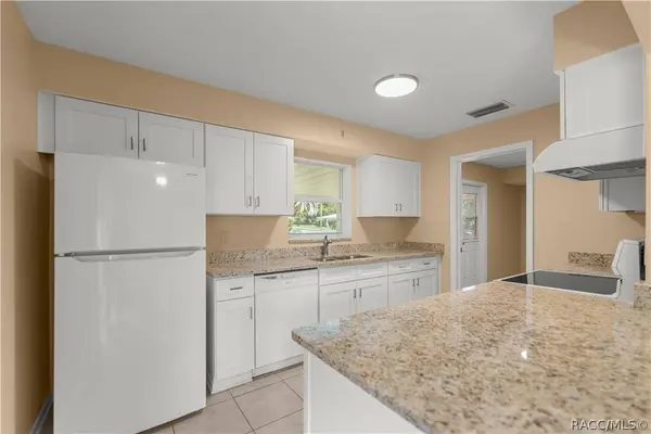 9228 N Greco TER, Dunnellon, FL 34434