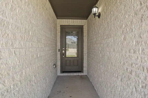 2305 Mount Olive Ln, Forney, TX 75126-5022