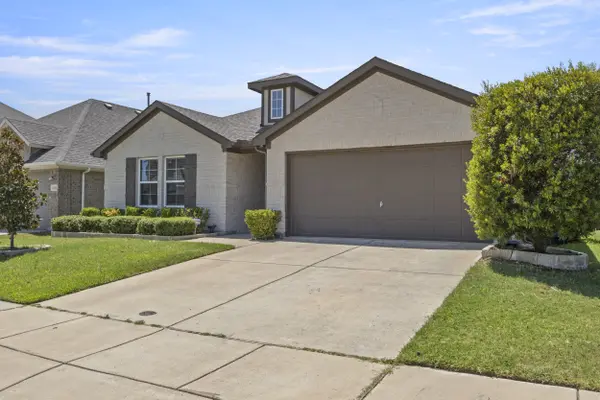 2305 Mount Olive Ln, Forney, TX 75126-5022
