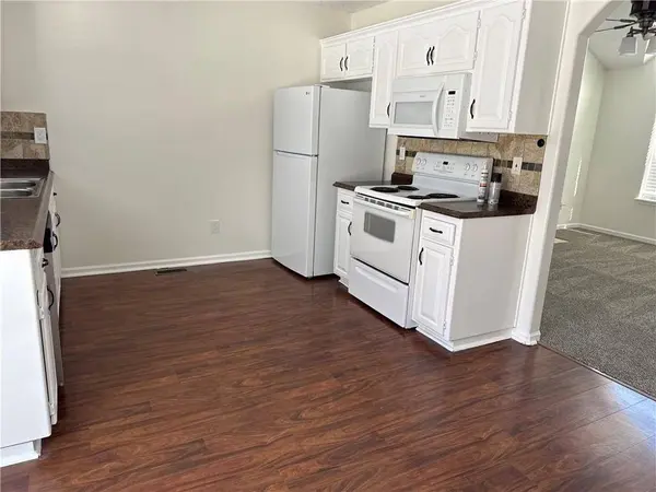 5734 NE Barnes AVE, Kansas City, MO 64119