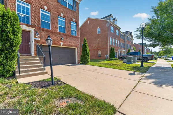 11378 SANDHURST PL, White Plains, MD 20695