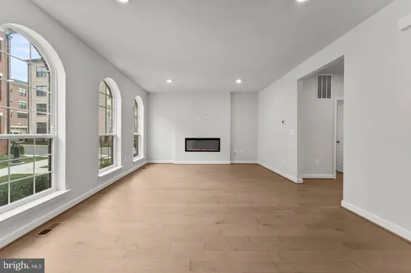 605 CATAMARAN WAY, National Harbor, MD 20745