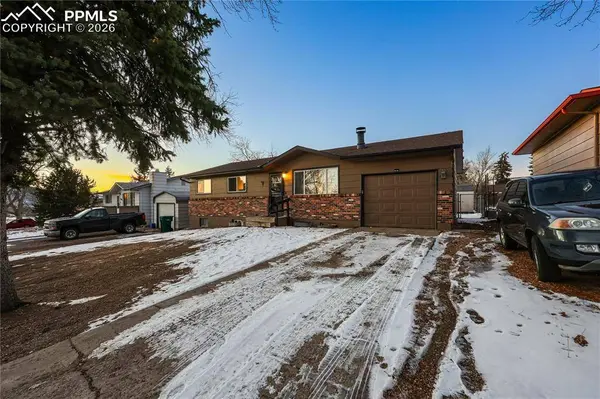4708 N Splendid CIR, Colorado Springs, CO 80917