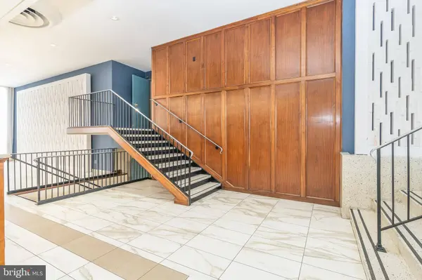 4600 DUKE ST #1116, Alexandria, VA 22304
