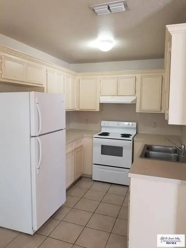442-460 Gilson Rd., Brownsville, TX 78520