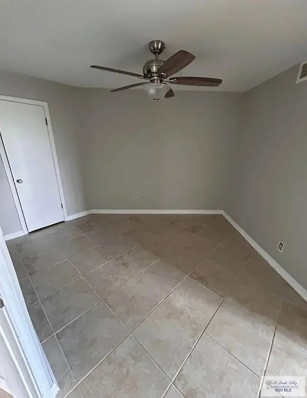 2900 Ashley Ave, Pharr, TX 78577