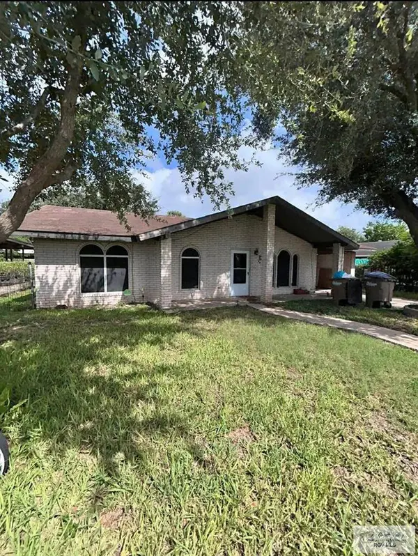 FIRST F St, Donna, TX 78537