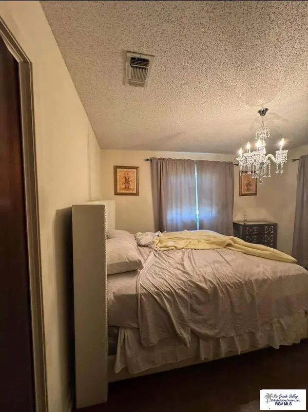78 Pizarro Ave., Brownsville, TX 78520