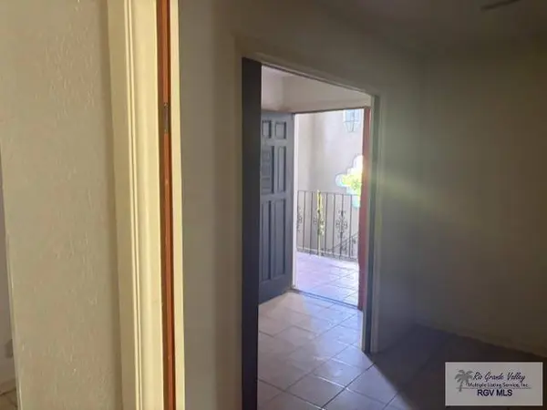 2103 El Dorado Ave., Rancho Viejo, TX 78575