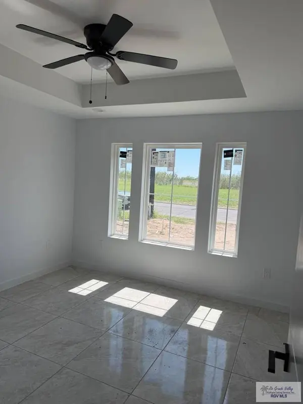 617 Alfonso Mata Rd, San Benito, TX 78586
