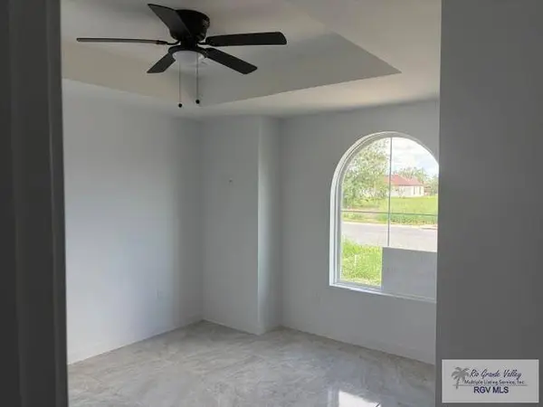 617 Alfonso Mata Rd, San Benito, TX 78586