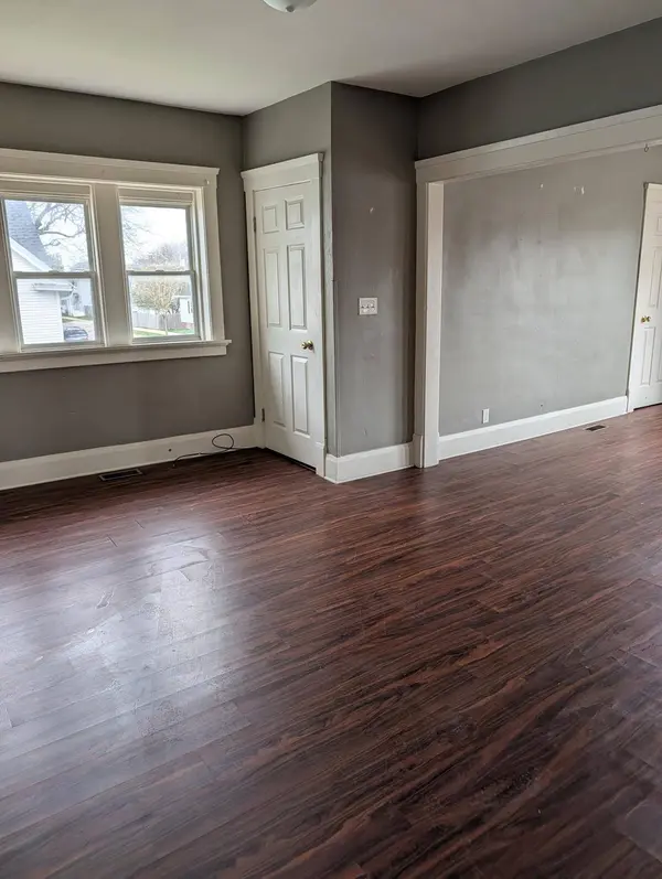3010 17th St, Racine, WI 53405