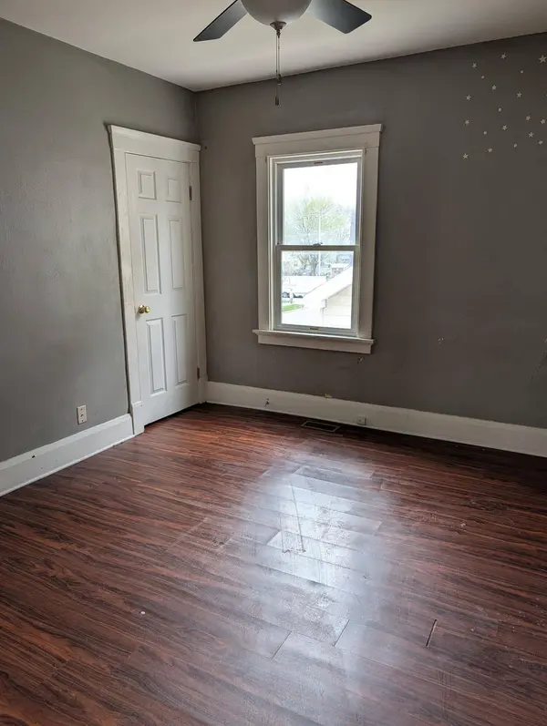 3010 17th St, Racine, WI 53405